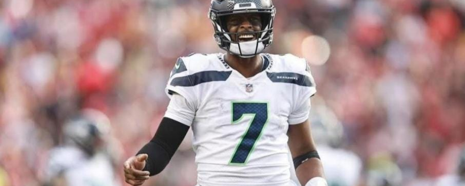 ¡Seahawks renuevan a Geno Smith!