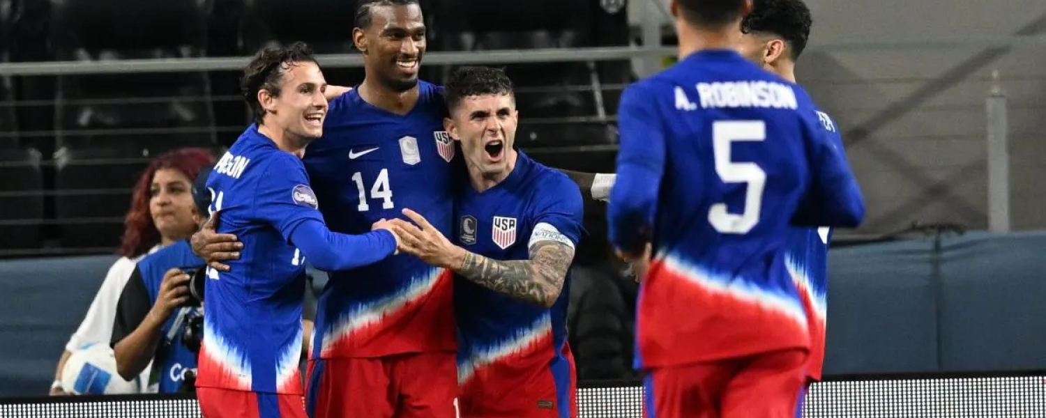 Estados Unidos sufrió, pero está en la final