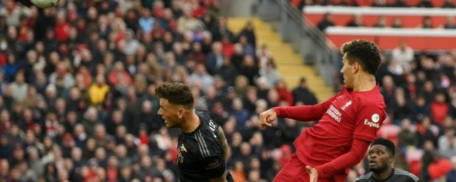 El Liverpool le da un susto al Arsenal