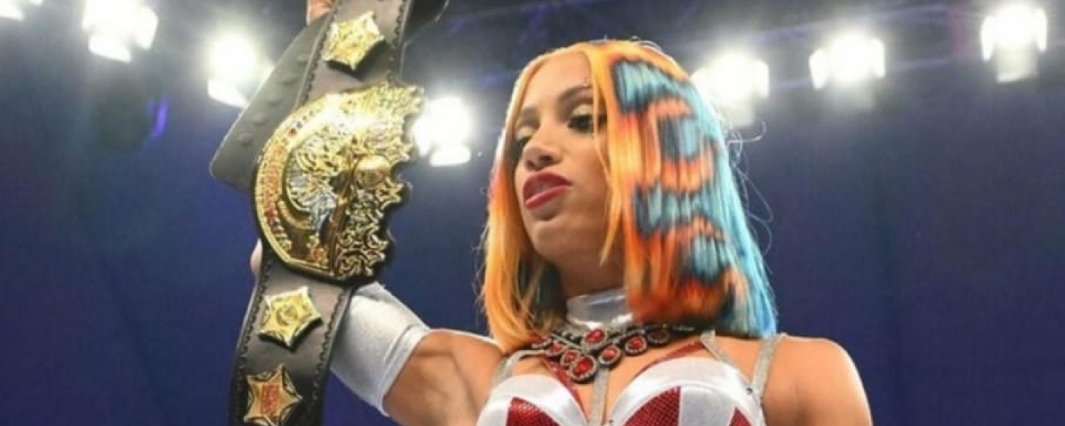 La ex-WWE Sasha Banks hace su debut en NJPW