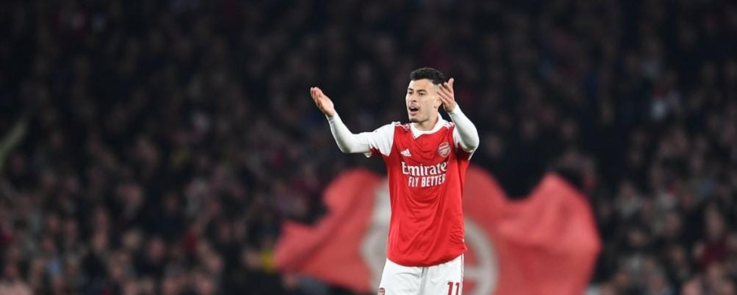 Arsenal se vuelve a dejar puntos