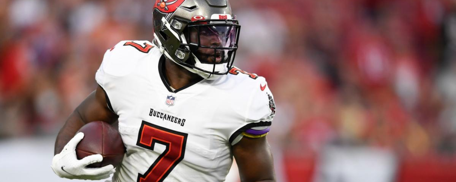 El corredor Leonard Fournette pidió salir de Buccaneers por el adiós de Brady