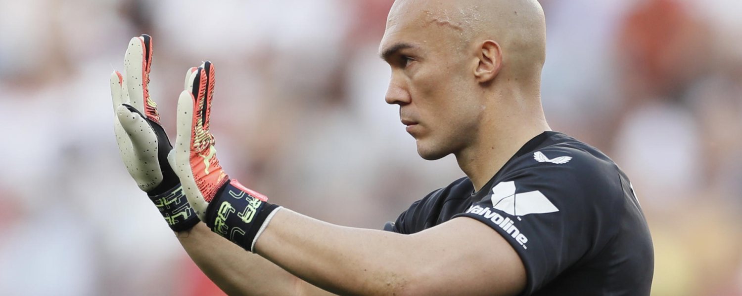 Cuarenta años sin entrar al Philips Stadion para el agresor de Dmitrovic