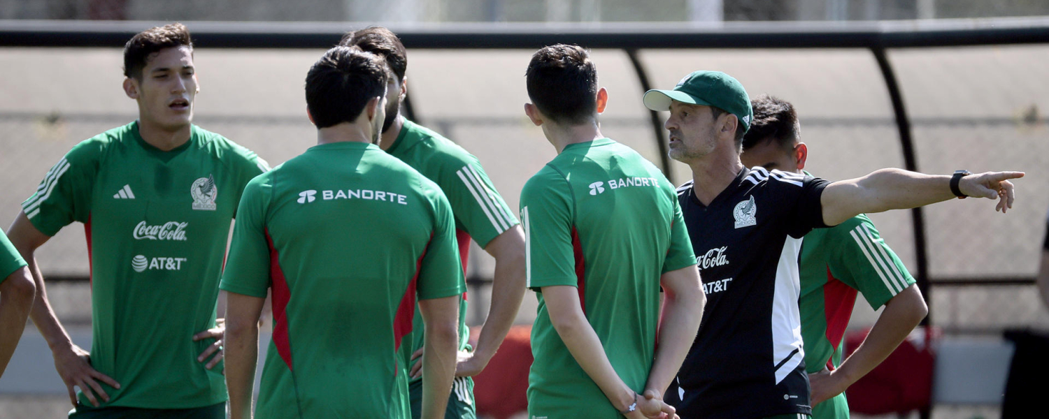 México enfrenta a Surinam en inicio de la era del seleccionador Diego Cocca