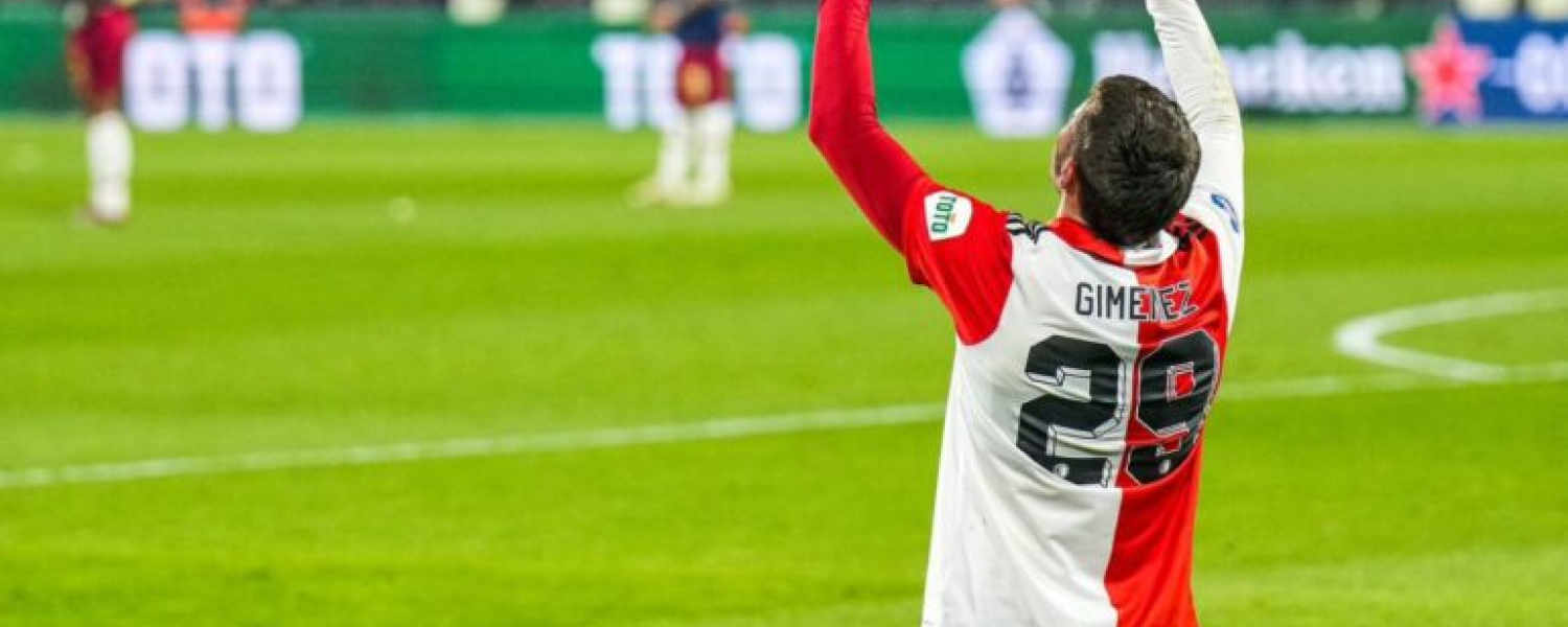 Santiago Giménez supera marca de Hugo Sánchez