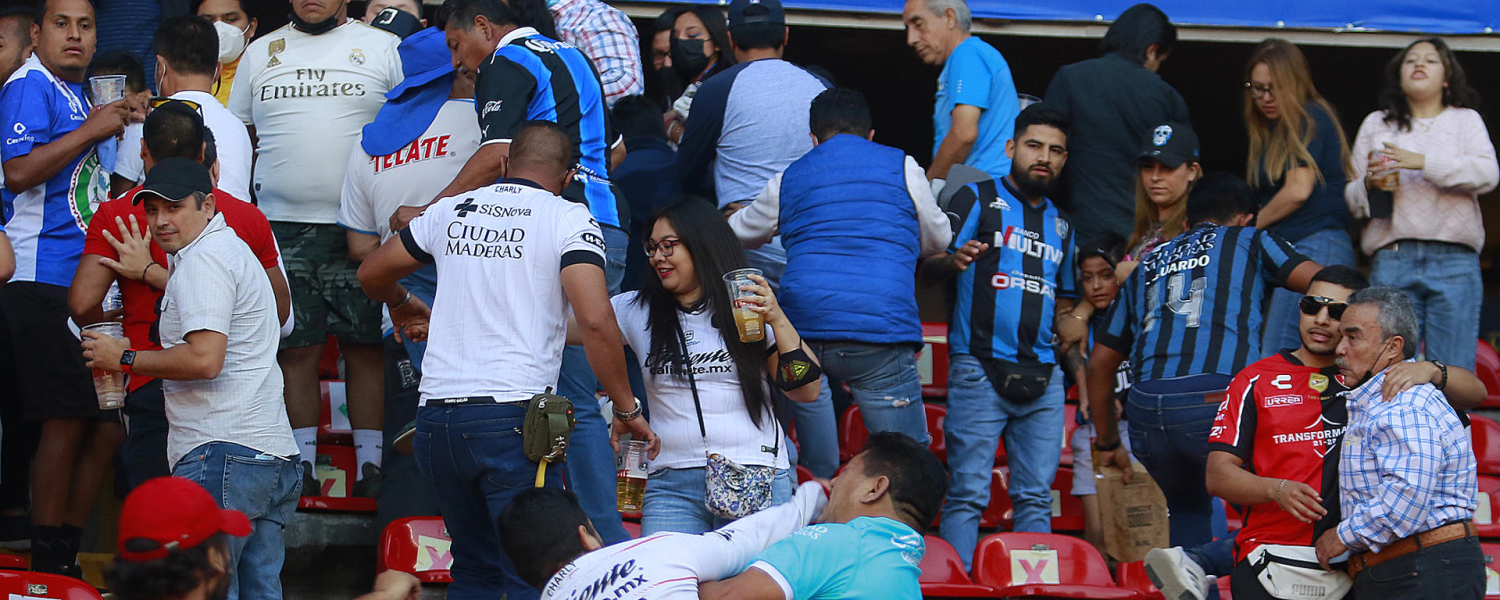 Liga MX reduce un 57 % número de barristas a un año de violencia en Querétaro
