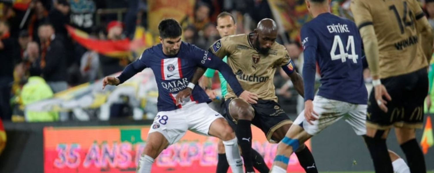 Lens pone a sufrir al PSG