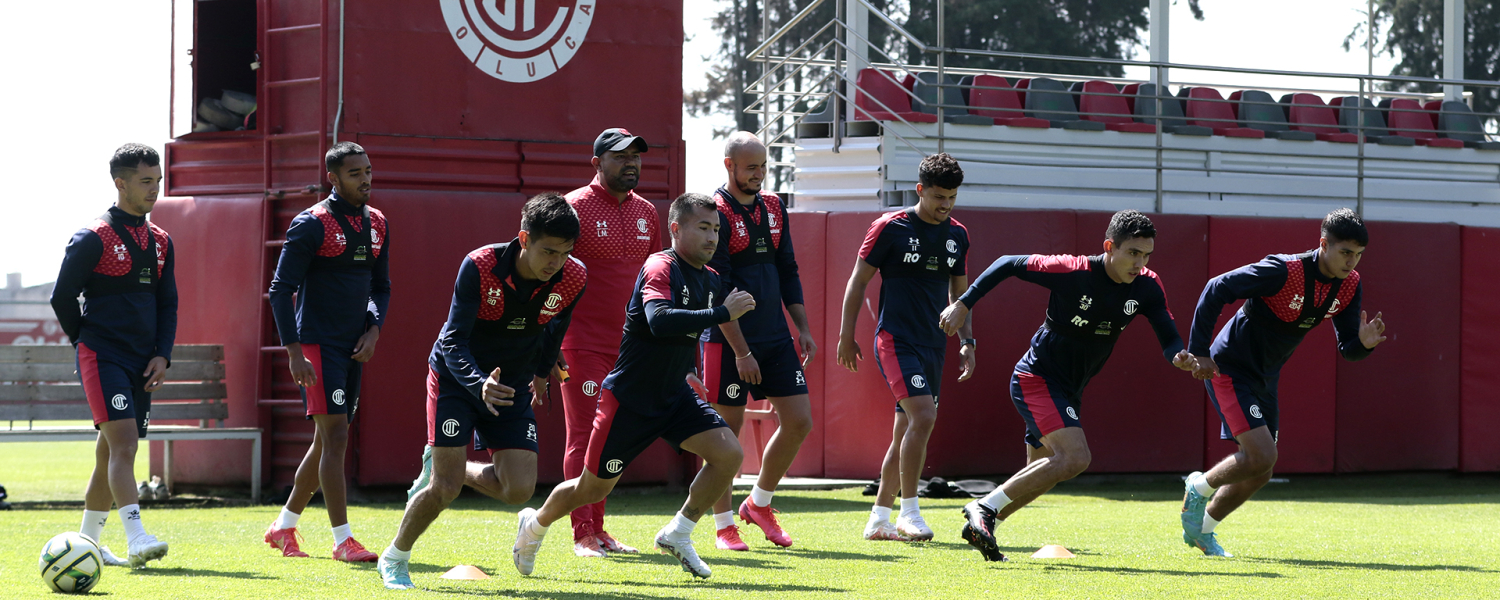 Continúan trabajando la táctica