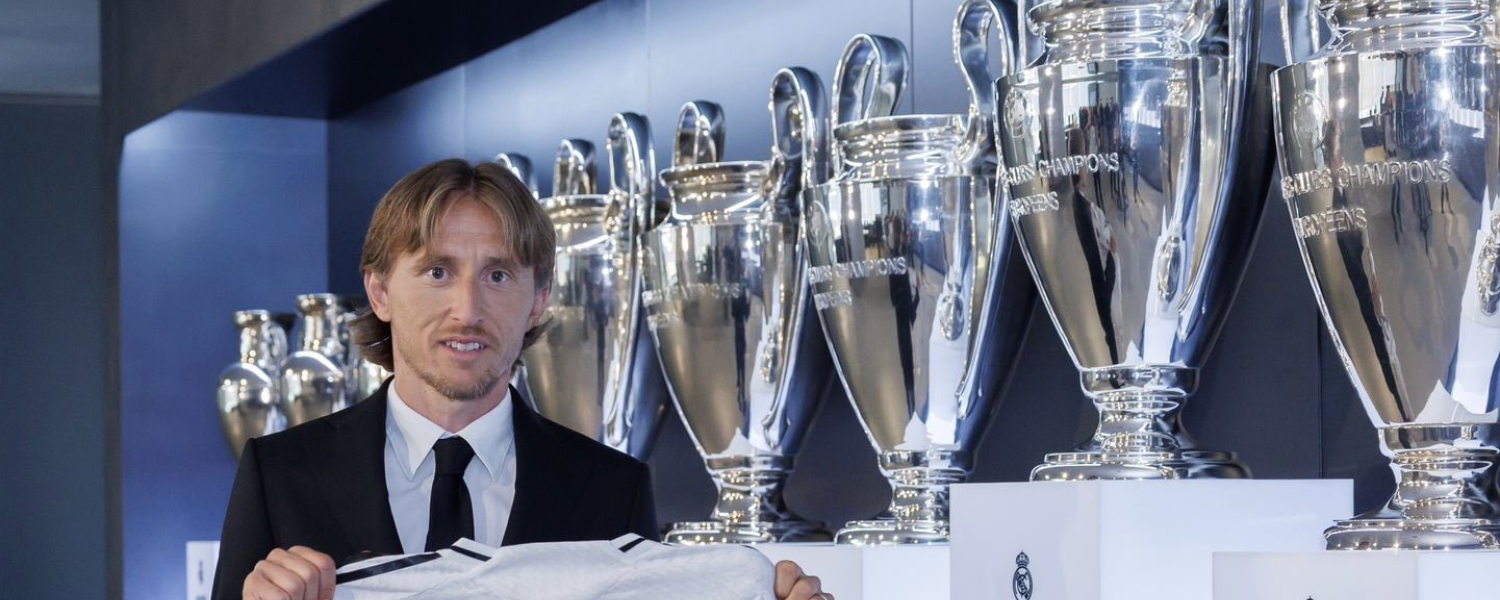 Luka Modric renueva con el Real Madrid hasta 2025