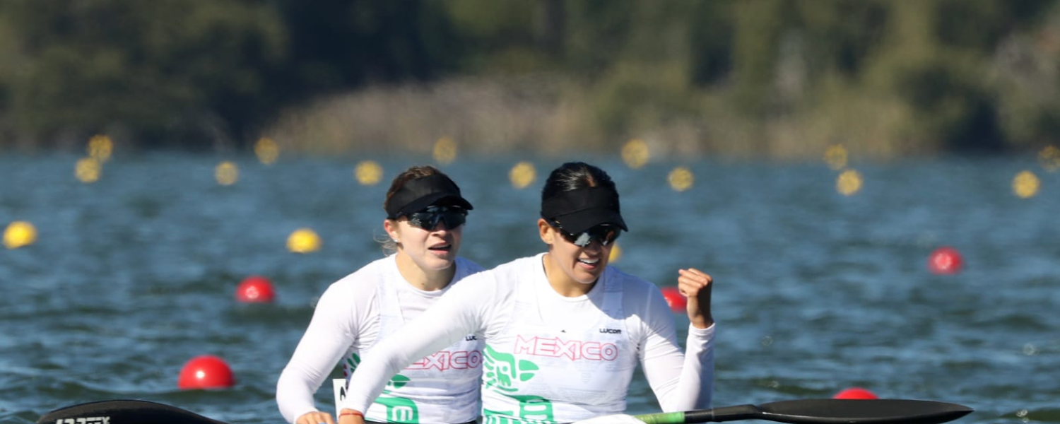 Mexicanas Karina Alanís y Beatriz Briones avanzan a semifinales de Kayak