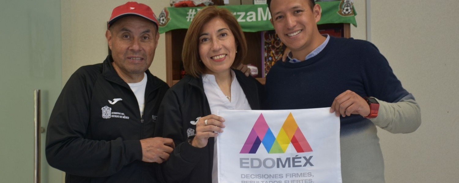 Esta lista una pareja en ascenso para conquistar la cima del Dhaulagiri