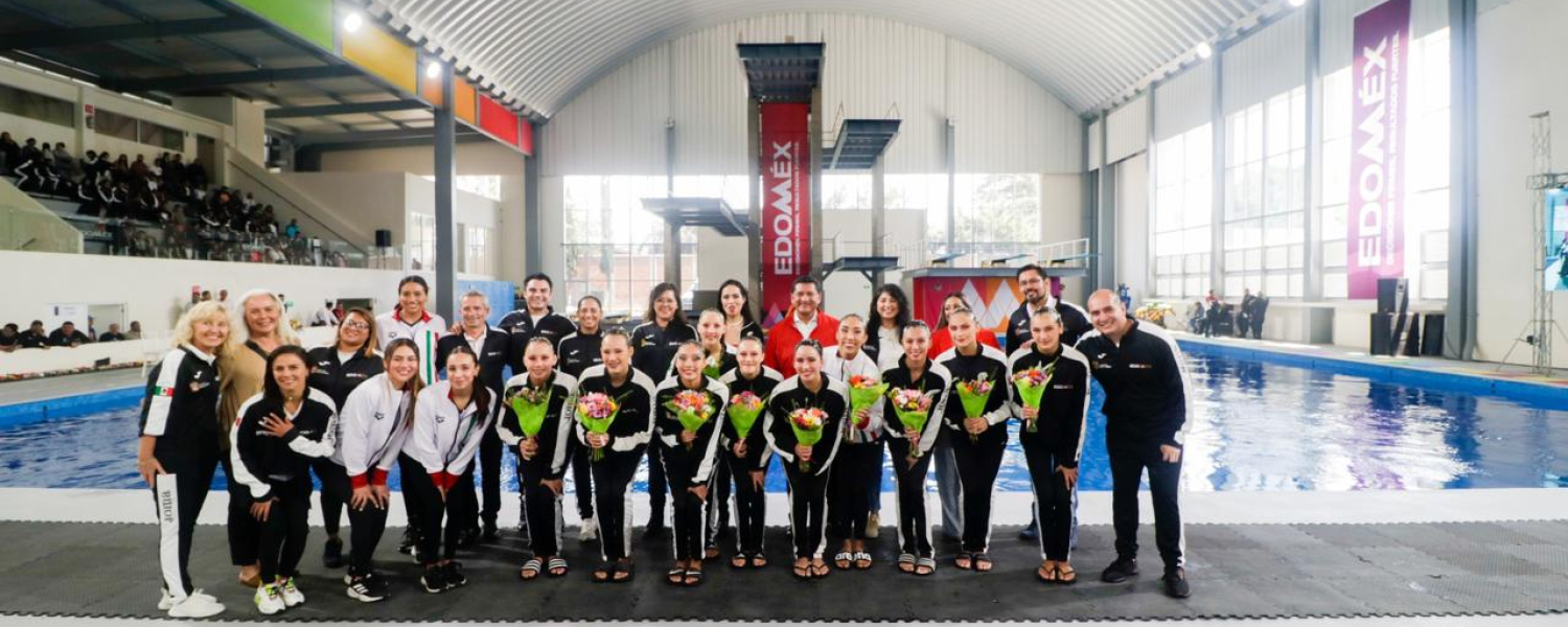 Muestran clavadistas y nadadoras artísticas mexiquenses su calidad deportiva
