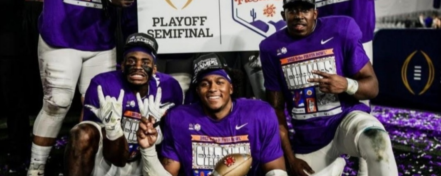 TCU sorprende con victoria en el Fiesta Bowl