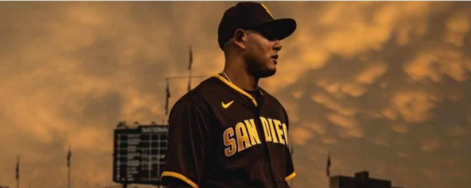 Manny Machado extiende su contrato con los Padres