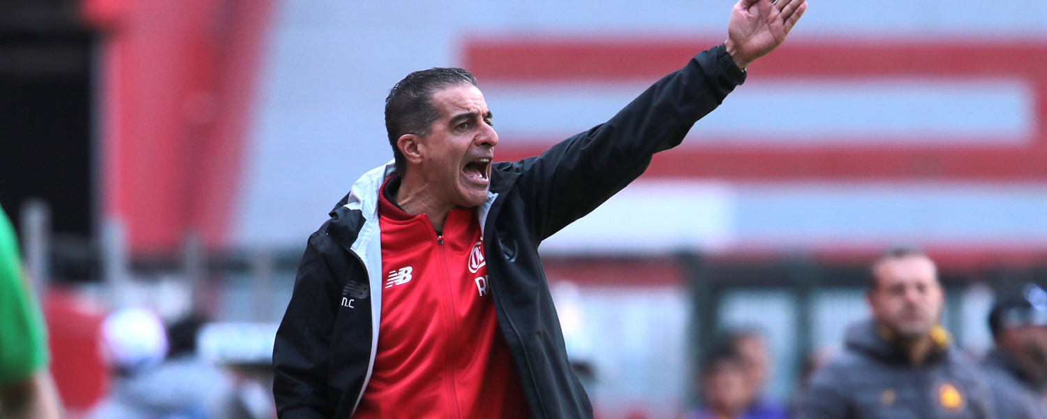 Con buen futbol y dinámica