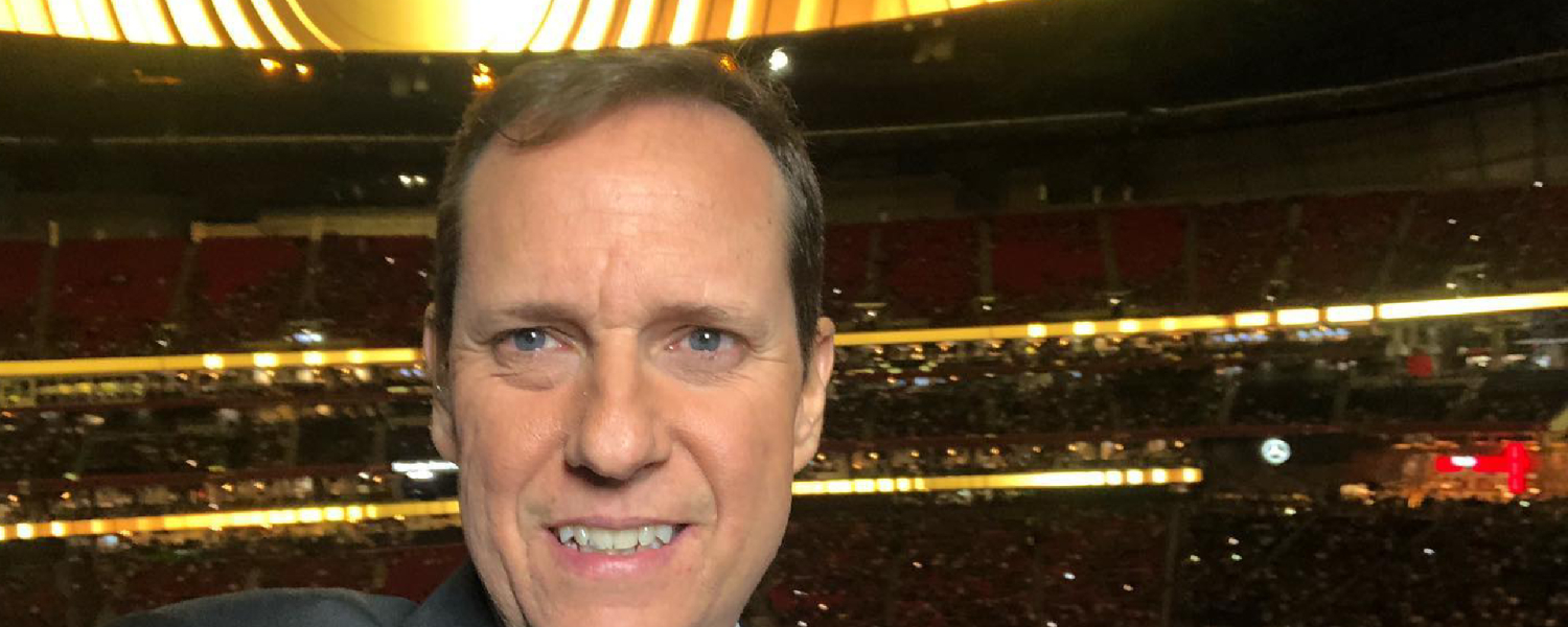 Paco Villa: La Leyenda del Micrófono Deportivo