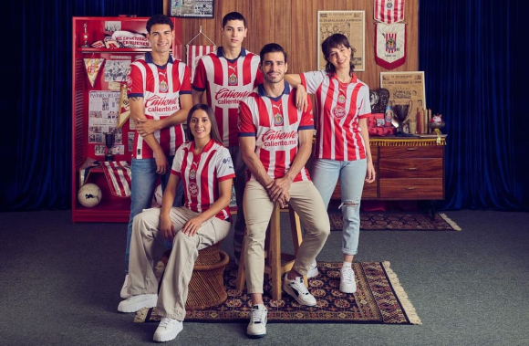 camisa-chivas.jpeg