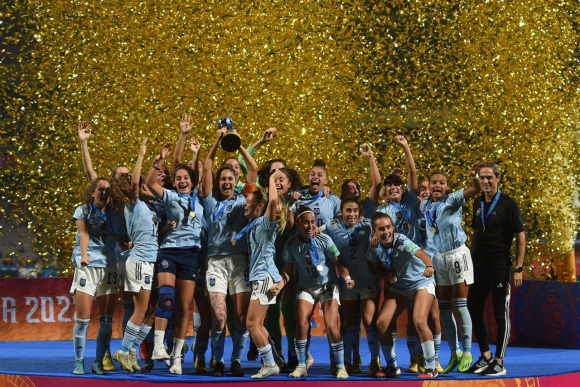espaniasub17_campeonas.jpg